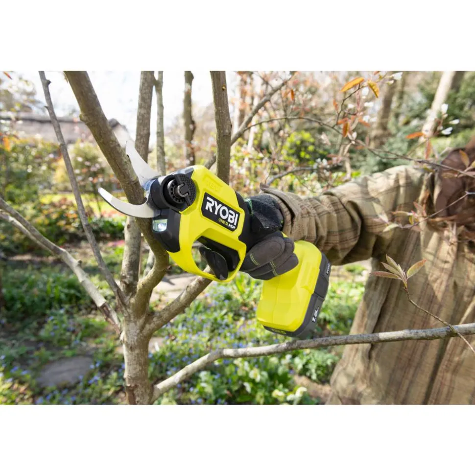 Akku‐Astschere 'RY18SCXA-120T 18 V ONE+ HP Brushless' mit Akku, Ladegerät und Tasche