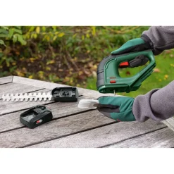 Akku-Strauch- und Grasscheren-Set 'AdvancedShear 18V-10' mit Akku und Ladekabel