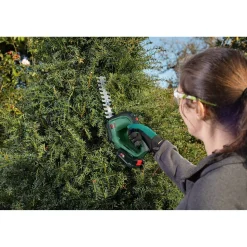 Akku-Strauch- und Grasscheren-Set 'AdvancedShear 18V-10' mit Akku und Ladekabel