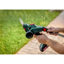 Akku-Strauch- und Grasschere 'SGS 18 LTX Q' 18 V ohne Akku und Ladegrät