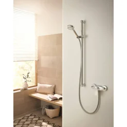 Brausearmatur 'Pure&Solid' verchromt glänzend silbern