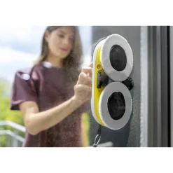 Fensterputzroboter 'RCW 2' mit Fernbedienung