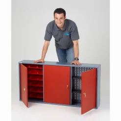 Hängeschrank rot 3-türig 120 x 60 x 20 cm
