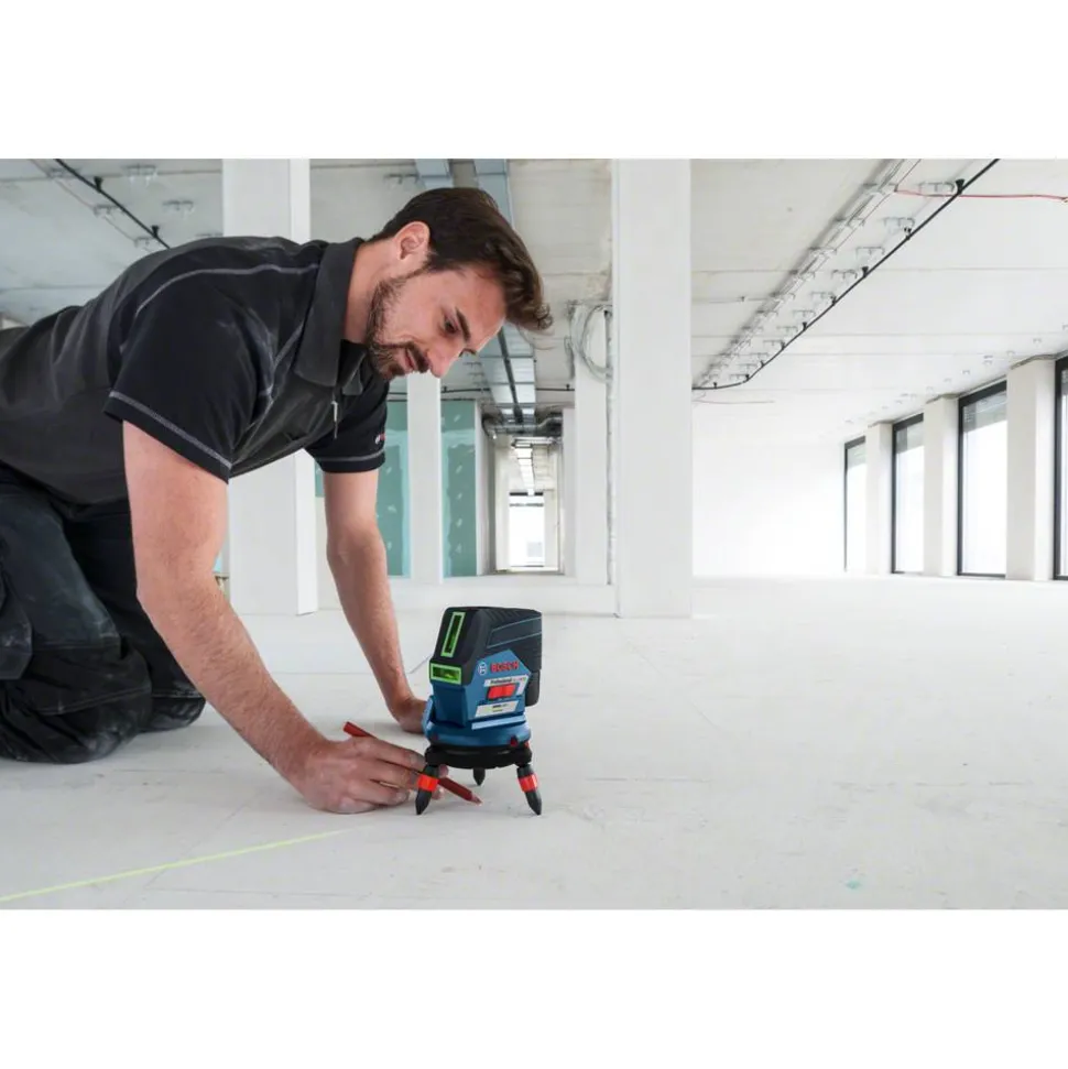 Kombilaser 'Professional GCL 2-50 CG' mit Akku und Halterung