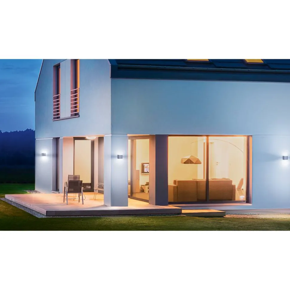 LED-Außenleuchte 'L 830 SC' mit Bewegungsmelder anthrazit 493 lm