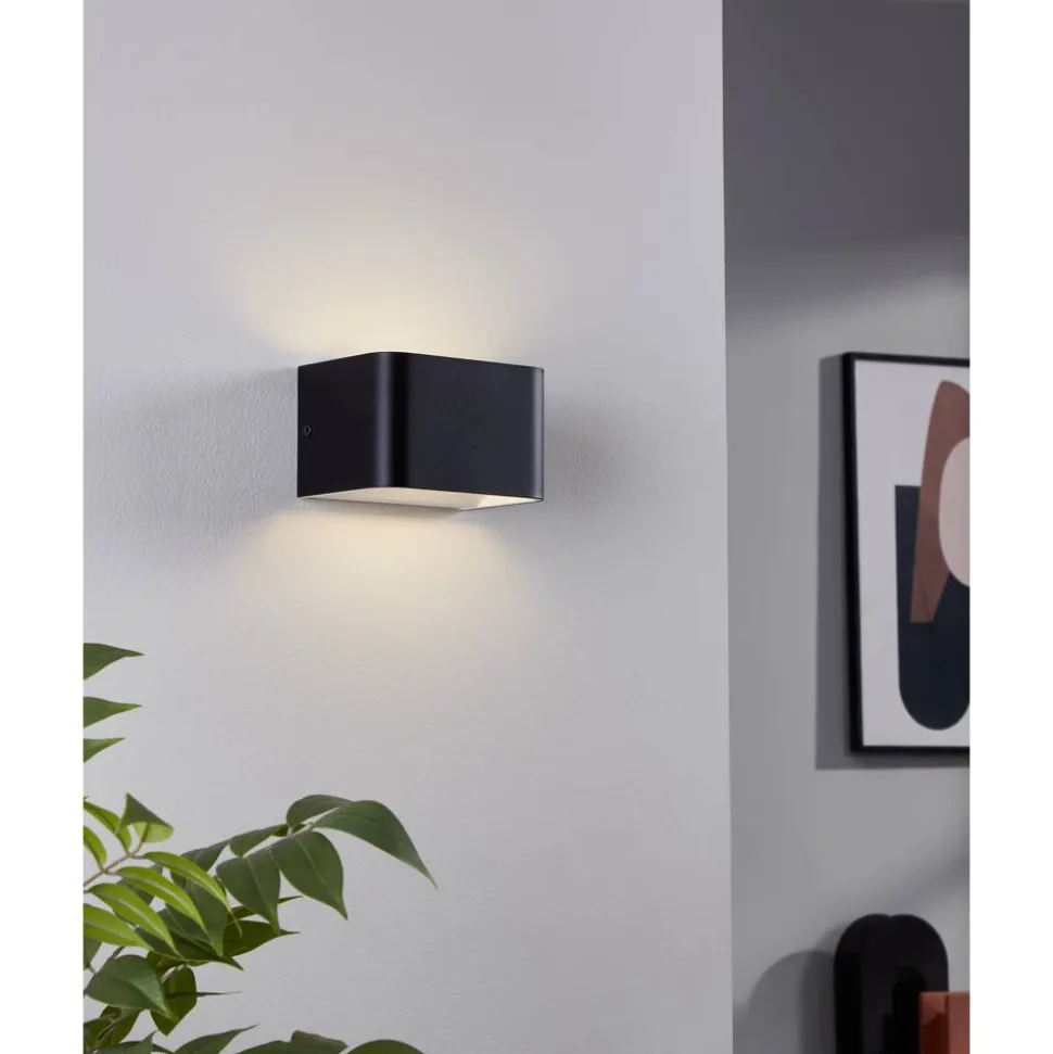 LED-Wandleuchte 'Sania 4' schwarz/weiß 13 x 8 cm