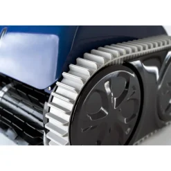 Poolroboter 'CF200 CL' mit Reinigungsbürste