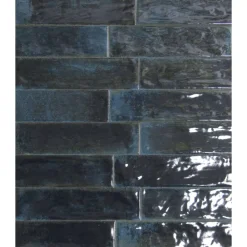 Wandfliese 'Brunei' blau glänzend 6,5 x 25 cm