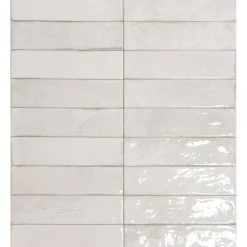 Wandfliese 'Brunei' weiß glänzend 6,5 x 25 cm
