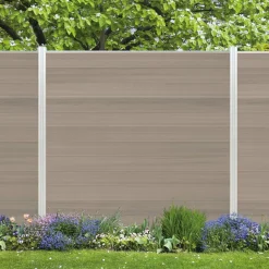 Zaun-Komplettset 'Roma Line' WPC schilf mit Pfosten eloxiert zum Einbetonieren 751 x 180 cm